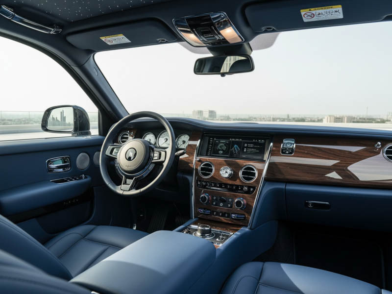 Rolls Royce  Cullinan 